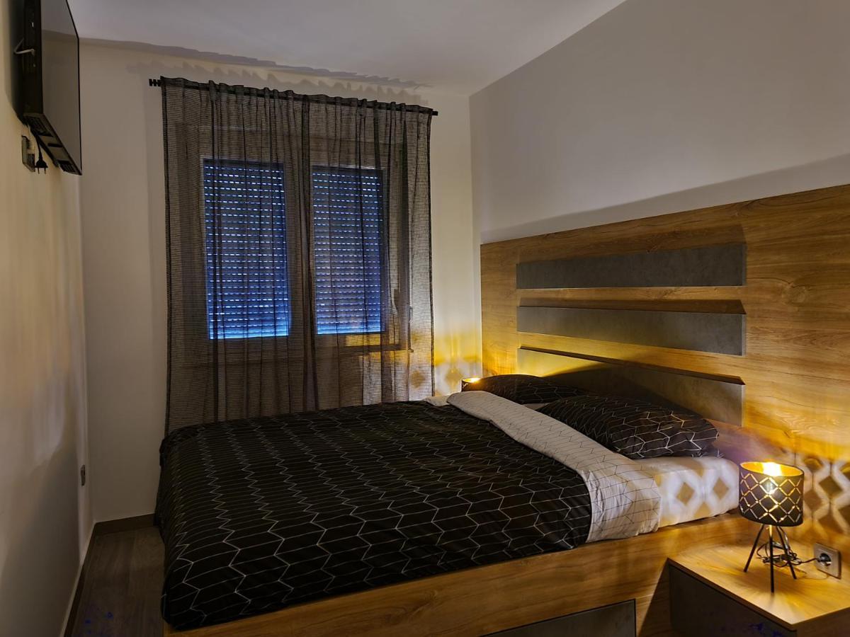 Apartman Nika ซริกเวนิซา ภายนอก รูปภาพ