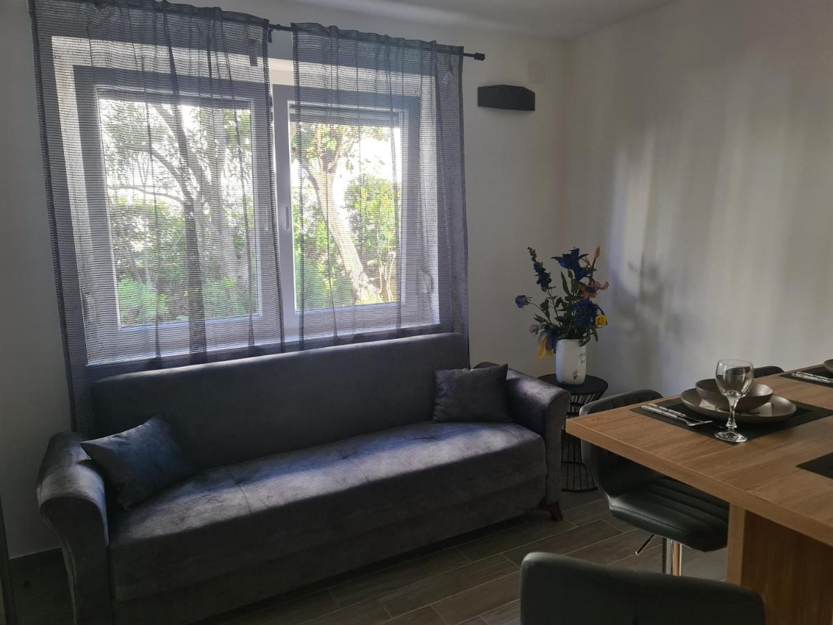 Apartman Nika ซริกเวนิซา ภายนอก รูปภาพ